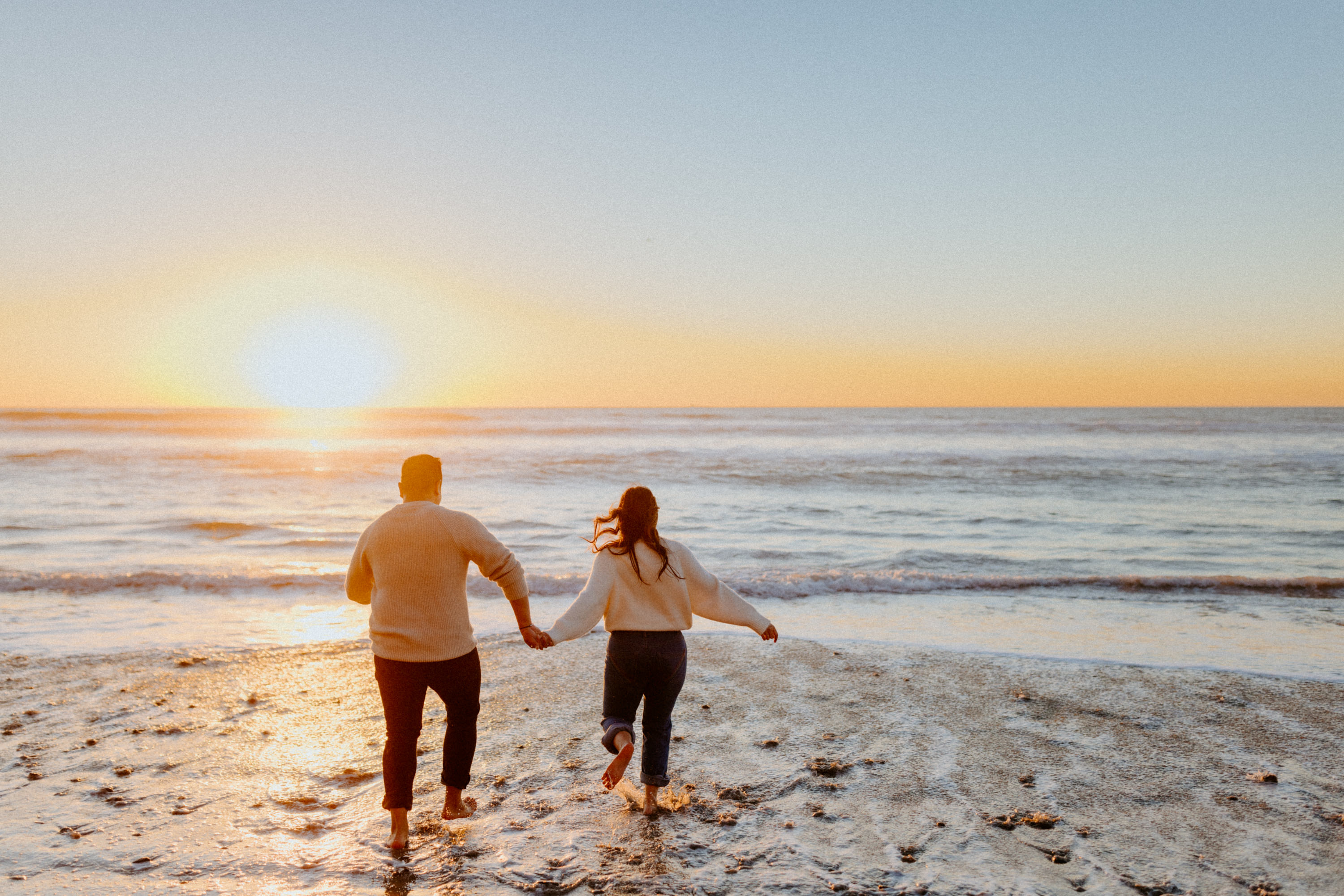 Where to Take Engagement Photos | Early Night | California Enagagements